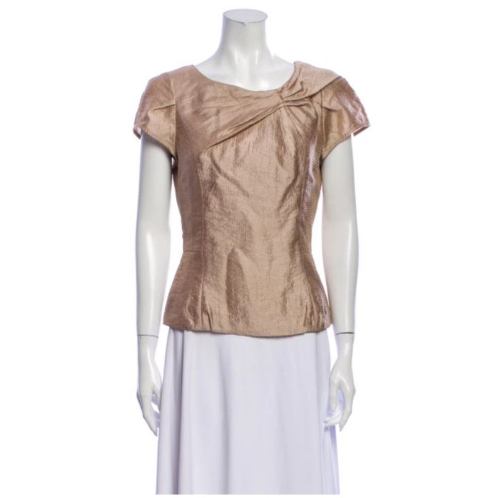 LOUIS VUITTON Scoop Neck Short Sleeve Top Size: S